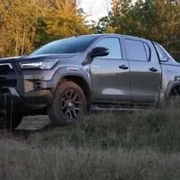 Toyota Hilux 2,8 D4-D: Omlazená legenda