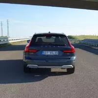 Volvo V90 Cross Country B5: Tohle je ideál