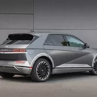 Design pro rok 2000 je s dvacetiletým zpožděním konečně tady