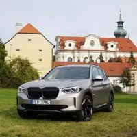 BMW iX3: Elektrické SUV v konzervativním kabátu