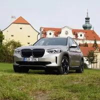 BMW iX3: Elektrické SUV v konzervativním kabátu