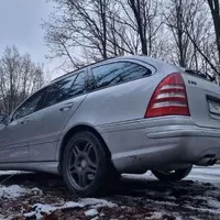 Vítr v garáži a pořízení pekelně rychlého kombíku