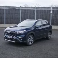Suzuki S-Cross 4x4 AllGrip: Pán sněhu a konzerv