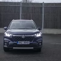 Suzuki S-Cross 4x4 AllGrip: Pán sněhu a konzerv