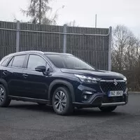 Suzuki S-Cross 4x4 AllGrip: Pán sněhu a konzerv