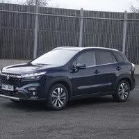 Suzuki S-Cross 4x4 AllGrip: Pán sněhu a konzerv
