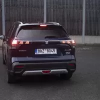 Suzuki S-Cross 4x4 AllGrip: Pán sněhu a konzerv