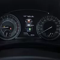 Suzuki S-Cross 4x4 AllGrip: Pán sněhu a konzerv