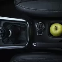 Suzuki S-Cross 4x4 AllGrip: Pán sněhu a konzerv