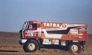 Historie: Prach, pot a slzy