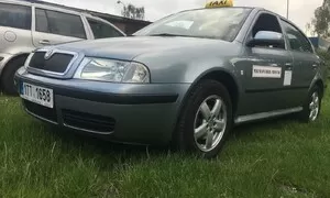 Bericht von Taxifahrer, aneb život pod lampou