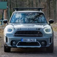 Mini Countryman Cooper S + vestavba Egoé nest: V kempu vždy první