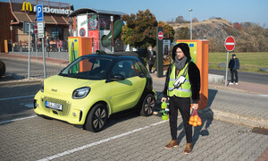 Recenze & testy: Smart EQ fortwo cabrio: Další malá věc, kterou neuspokojíte svojí ženu. 