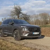 Hyundai Santa Fe Plug-in: Táto, stěhujem se do většího!