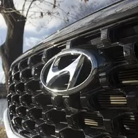 Hyundai Santa Fe Plug-in: Táto, stěhujem se do většího!