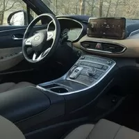 Hyundai Santa Fe Plug-in: Táto, stěhujem se do většího!