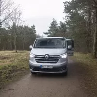 Renault Trafic Combi Van 2.0 dCi 170: Říkal někdo SUV?