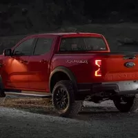 Autíčkářův týden: Nový dinosaurus, české ceny sportovní Toyoty a odhalené italské tajemství 