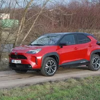 Toyota Yaris Cross Hybrid AWD-i: Nejlepší kamarád do města