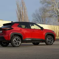 Toyota Yaris Cross Hybrid AWD-i: Nejlepší kamarád do města