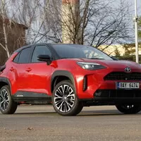 Toyota Yaris Cross Hybrid AWD-i: Nejlepší kamarád do města