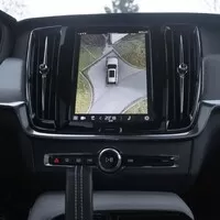 Volvo V90 T8 Recharge: Dokonalý sleeper bez sportovních ambicí