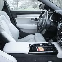 Volvo V90 T8 Recharge: Dokonalý sleeper bez sportovních ambicí