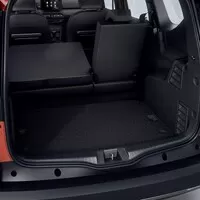 Autíčkářův týden: Třída T, tajemné Lexusy a Dacia Jogger ve finále Českého auta roku