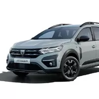 Autíčkářův týden: Třída T, tajemné Lexusy a Dacia Jogger ve finále Českého auta roku