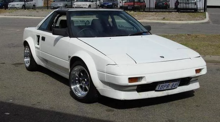 Toyota MR2