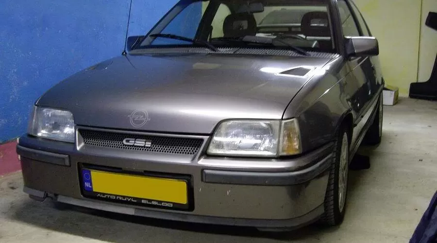 Opel Kadett GSi