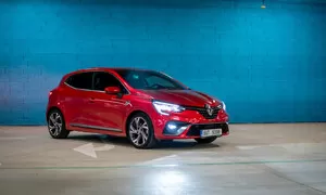 Renault Clio 1.3 TCe 140 RS Line: A ráno si zajedu pro francouzskou bagetu