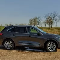 Ford Kuga PHEV: Vybírejte s rozmyslem
