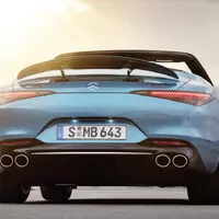 Autíčkářův týden: Trochu jiný Lotus, ostrá Toyota a nový motor pro krásný Mercedes