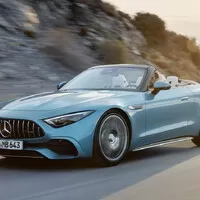 Autíčkářův týden: Trochu jiný Lotus, ostrá Toyota a nový motor pro krásný Mercedes