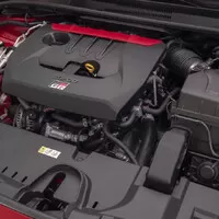 Autíčkářův týden: Trochu jiný Lotus, ostrá Toyota a nový motor pro krásný Mercedes