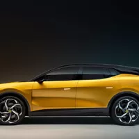 Autíčkářův týden: Trochu jiný Lotus, ostrá Toyota a nový motor pro krásný Mercedes