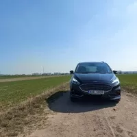 Ford Galaxy 2.5 Duratec hybrid: Velké auto s malým apetitem