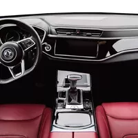 Monstrózní BMW X7, Dongfeng v Česku, centrum e-mobility Hyundai a mazdí šestiválce