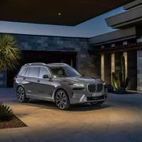 Monstrózní BMW X7, Dongfeng v Česku, centrum e-mobility Hyundai a mazdí šestiválce