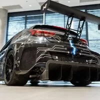 Monstrózní BMW X7, Dongfeng v Česku, centrum e-mobility Hyundai a mazdí šestiválce