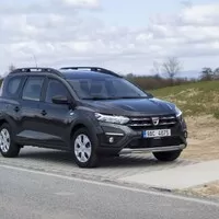 Dacia Jogger Essential: Co nejvíc auta za co nejmíň peněz, prosím
