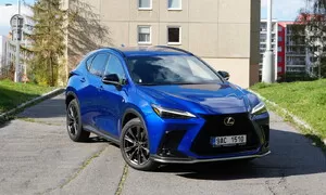 Recenze & testy: Lexus NX 350h F-Sport Top: Osobní strážce