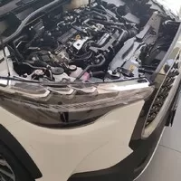 Autíčkářův týden: Nový bestseller Toyoty, důležité BMW a trochu jiný Mustang