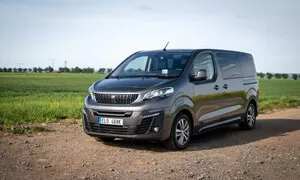 Dodávkář, Recenze & testy: Peugeot E Traveller Allure: Už to máme, šéfe!