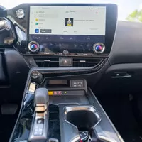 Lexus NX 450h+: Oáza klidu a pohody