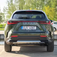 Lexus NX 450h+: Oáza klidu a pohody