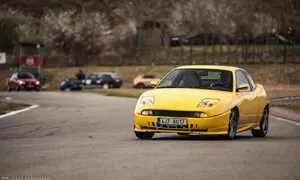 Žlutá vášeň Fiat Coupé