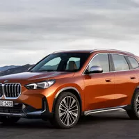 Autíčkářův týden: Novinky od Mercedesu, BMW a Lexusu