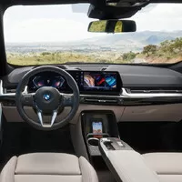 Autíčkářův týden: Novinky od Mercedesu, BMW a Lexusu